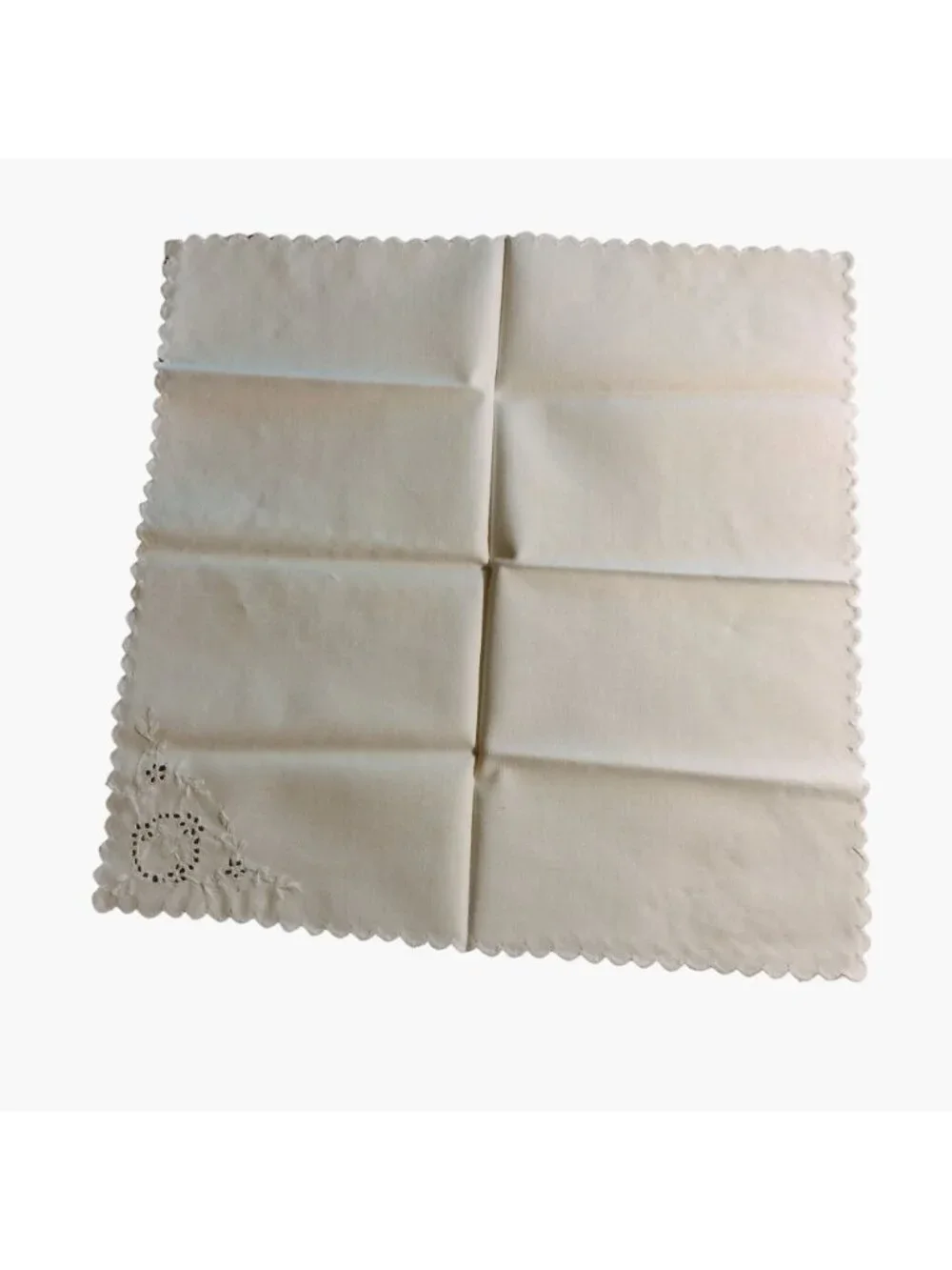 Madeira Art Needlework Linen Napkin Set 4 White Vintage Embroidered Wreath